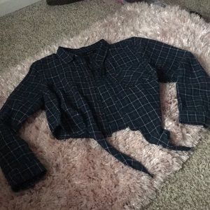 Forever 21 plus button up crop top